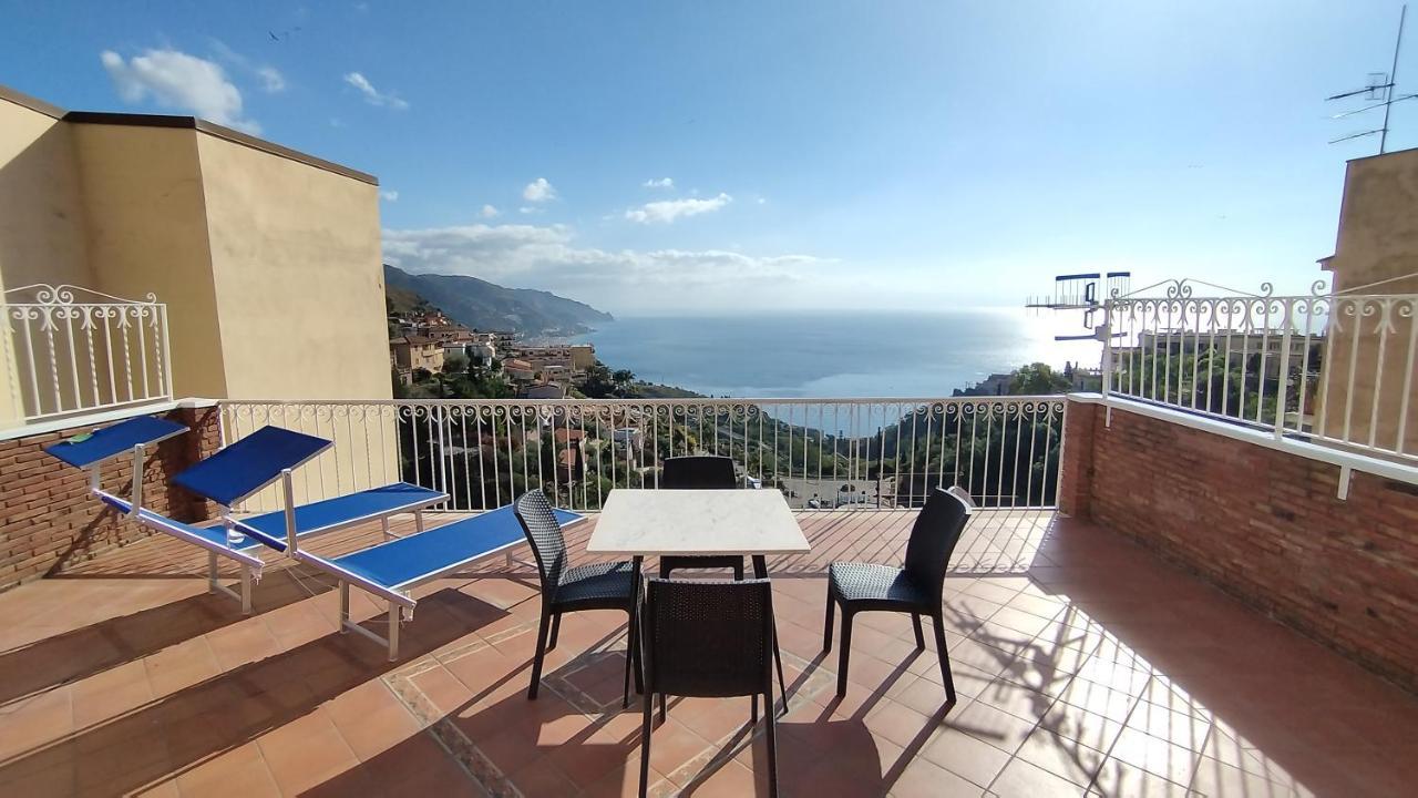 Casa Carmela Panoramic Center Apartment 陶尔米纳 外观 照片